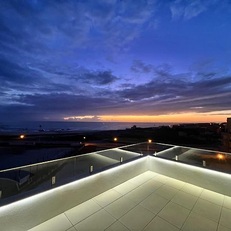 Povoa De Varzim-Sleeps4-Beachfront-Ac-Parking Bagian luar foto